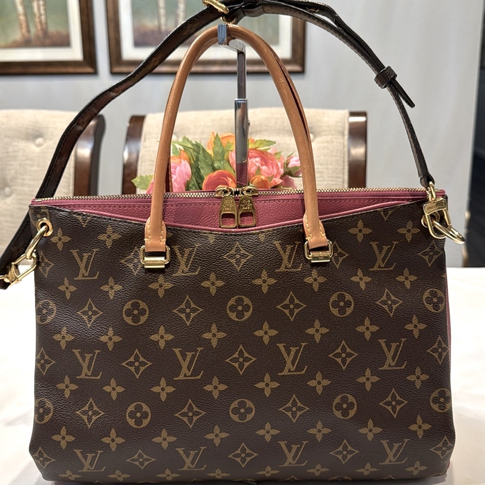 Authentic Louis Vuitton Pallas shoulder bag - Picture 4 of 17
